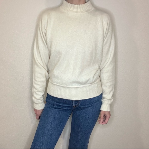 Vintage Nordstrom | Lambswool and Angora Mock Neck Cream Sweater | Size XS - Picture 2 of 5